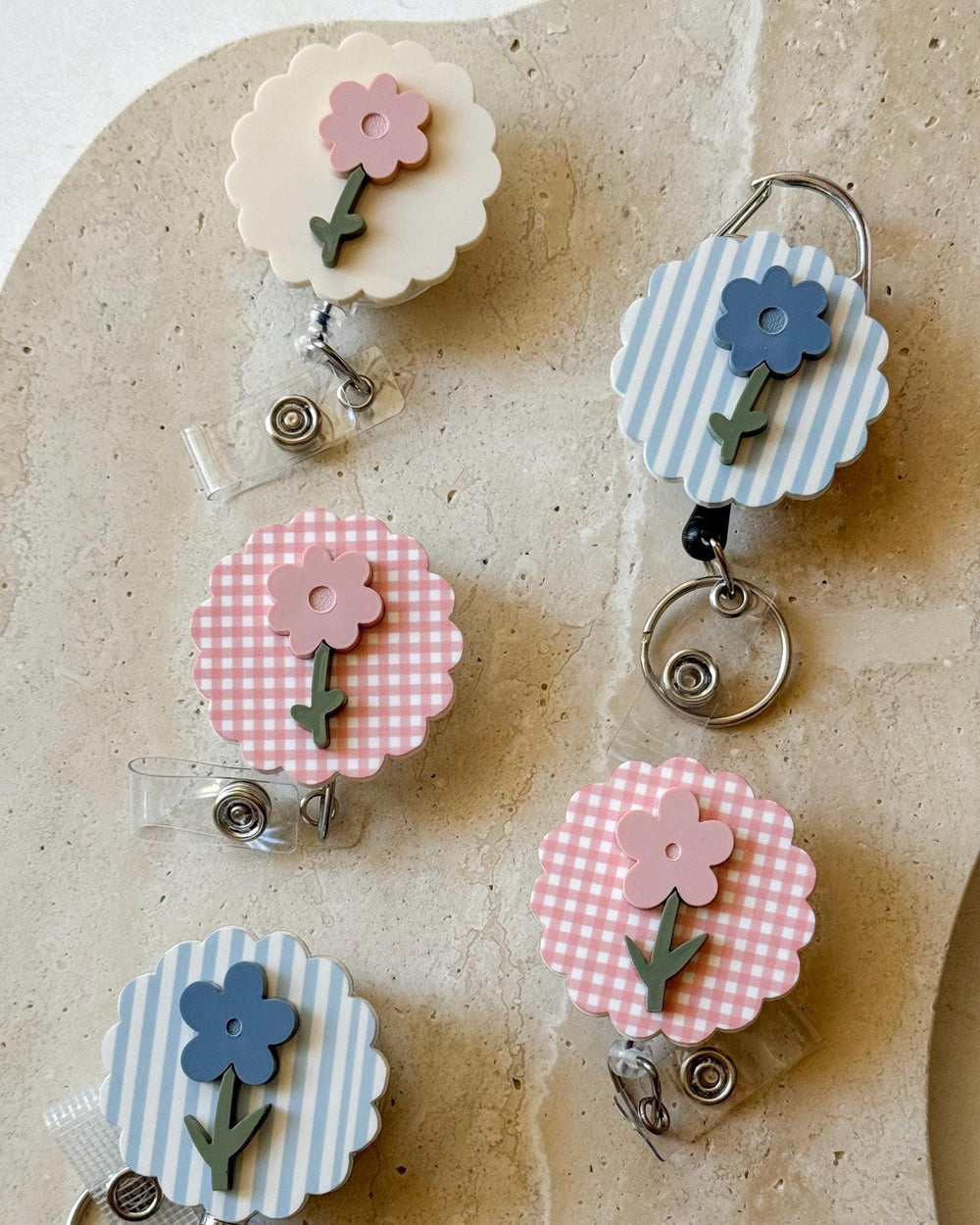 Scalloped Floral Badge Buddy by Monochromaticfinds