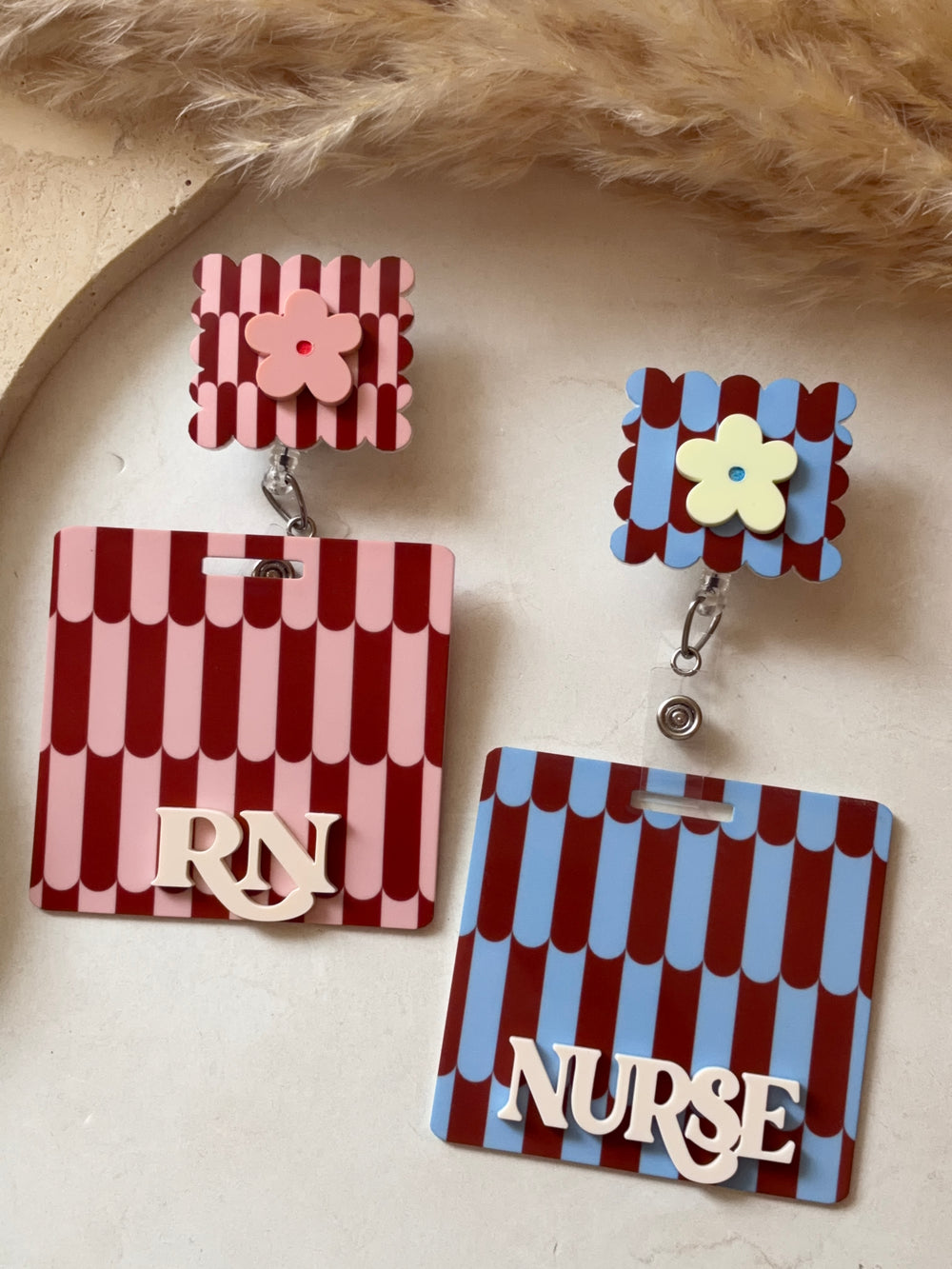 Scalloped stripes badge reel, scallop badge buddy set